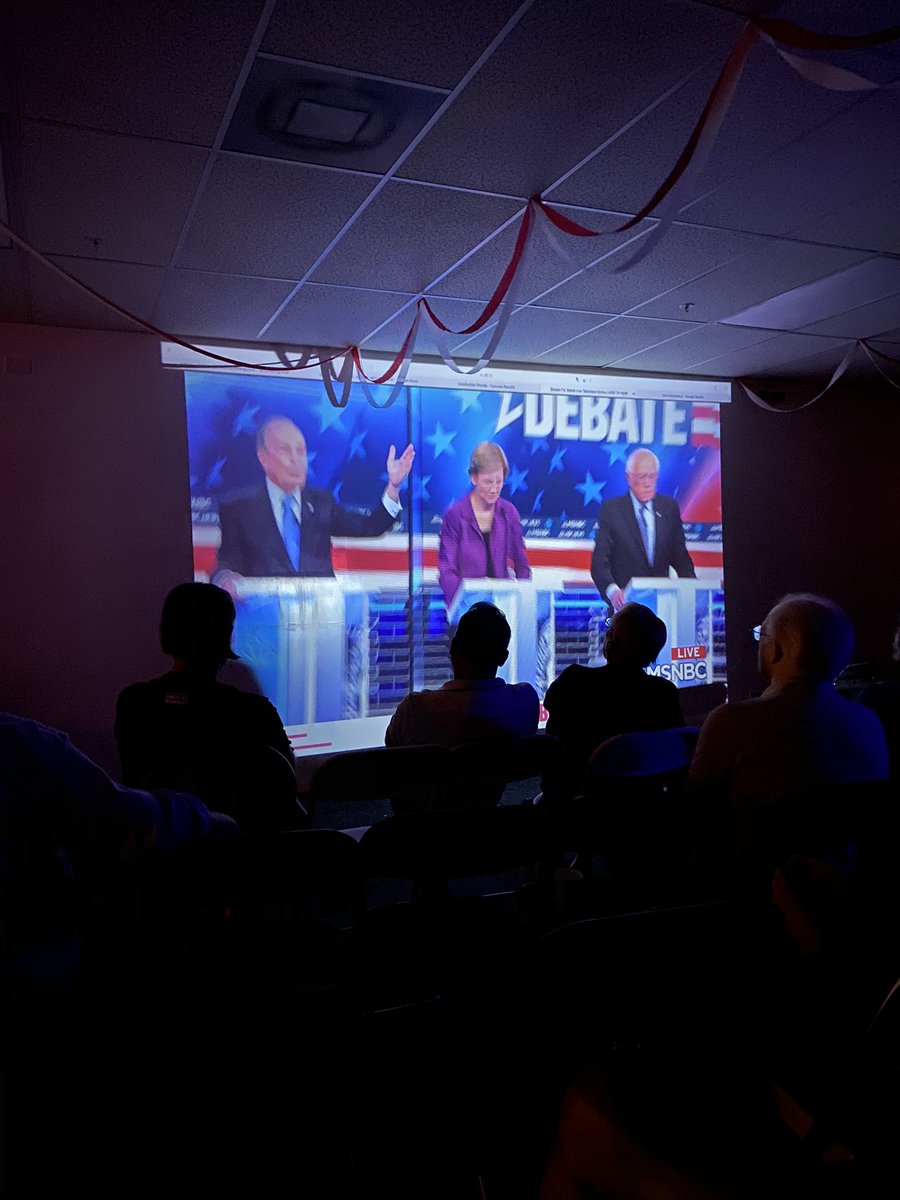 nmakris521's tweet photo. @MikeBloomberg will simplify the tax code and make it fair for all Americans. #DemDebate #FLforMike https://t.co/HjALKY4Tkx