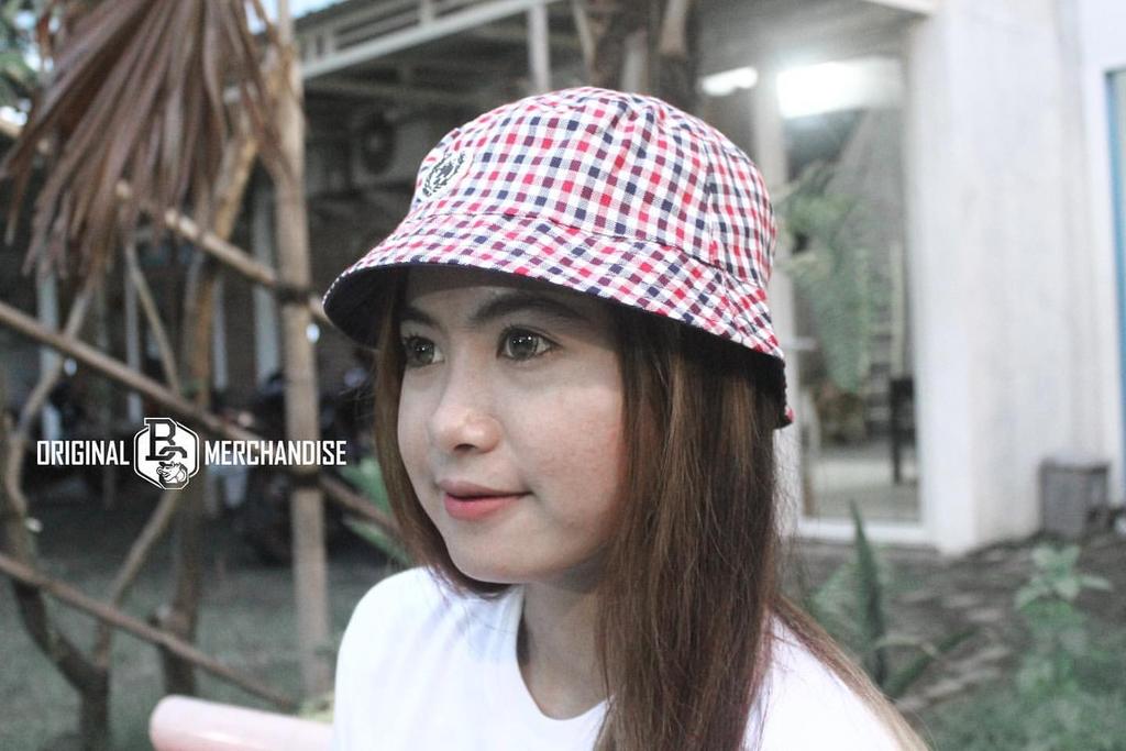 -READY STOCK-

Kode : BUCKETHAT 03 (WATERPROOF)
Harga : 70k (KTA),  75k (NON KTA).

CP admin kami:
• Utara = 085721946090 ( Bangsri )
• Kota = 085740777200 ( Tahunan )
• Timur = 087837753165 ( Lebuawu )

#Persijapjepara
#banaspati
#banaspatishop
#OriginalMerch