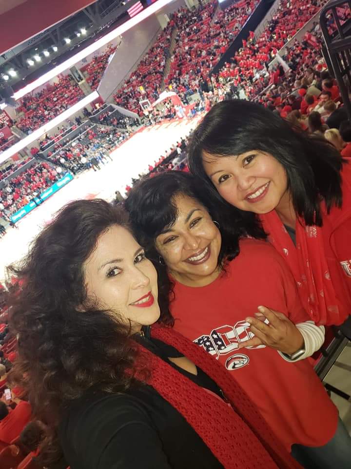 mo_in_tx's tweet photo. #ForTheCity 🏀 #GoCoogs https://t.co/XD32iYEj9h