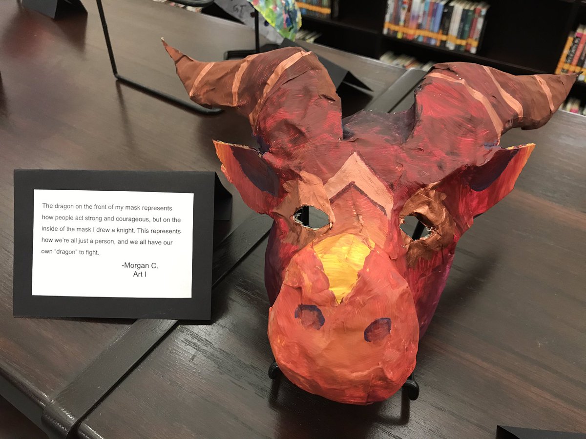 The_MrsRainey's tweet photo. Check out this artwork on display @VandeventerMS This dragon mask is IMPRESSIVE!! To see it & over 100 other works on display, come out to Multicultural Night Thursday from 6-7:30pm. You won’t be disappointed! #PaperMache #IdentityMask #ArtMatters #OurFISDStory #FISDFineArtsLeads https://t.co/Brm67rQZEw
