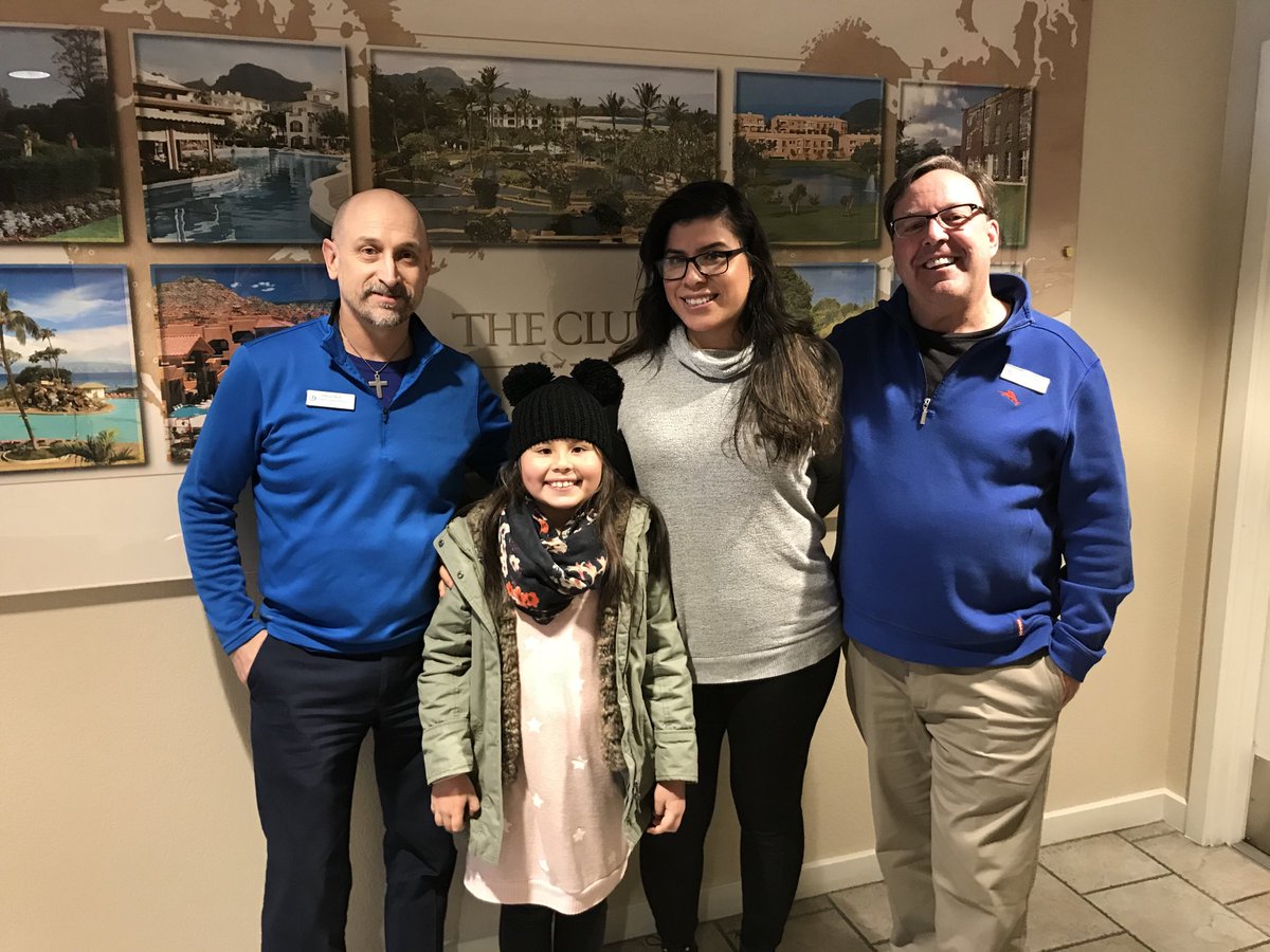 DaBell1212's tweet photo. Willpower Wednesday ends with a bang! Jeff L. Our A.C.T. Trainer & our newest members at LTVR. Congratulations and welcome! #MomOfTheDecade #LeadingByExample #RTD2020 #TrainingDRIvesPerformance @JoynDouggydude @DRIguy2017 @ReyEmmanuelRam1 @sellwithjoelle https://t.co/sVns1ZnOKY