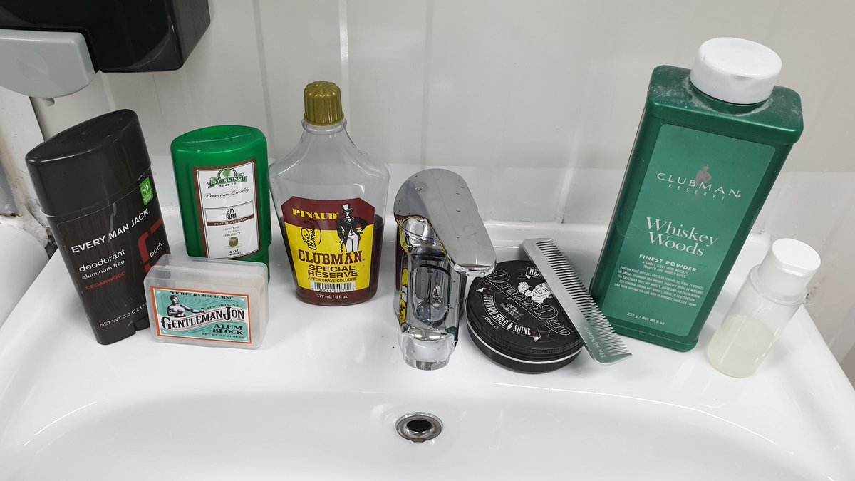 TheSuccessBach's tweet photo. @Col_Conk_Inc @DorcoPrime @ClubmanOnline @stirlingsoap @vanderhagen @dapperdanbrand @razorockJoe @FineAccoutrmts #wetshaving #howiusemyclubman #GameChanger #getyourdaystarted https://t.co/4uMyLF11Qb