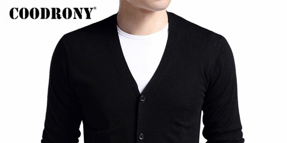 clothes4giants's tweet photo. #plussizefashion #plussize #curvy #bigsizemen #bigsizewomen #XL #xldress #freeshipping #xlfashion #curvywomen #plussizewomen #plussizemen   COODRONY Cardigan Men Autumn Winter Soft Warm Cashmere @ https://t.co/V18vFIPN8D https://t.co/UciadXvWzo