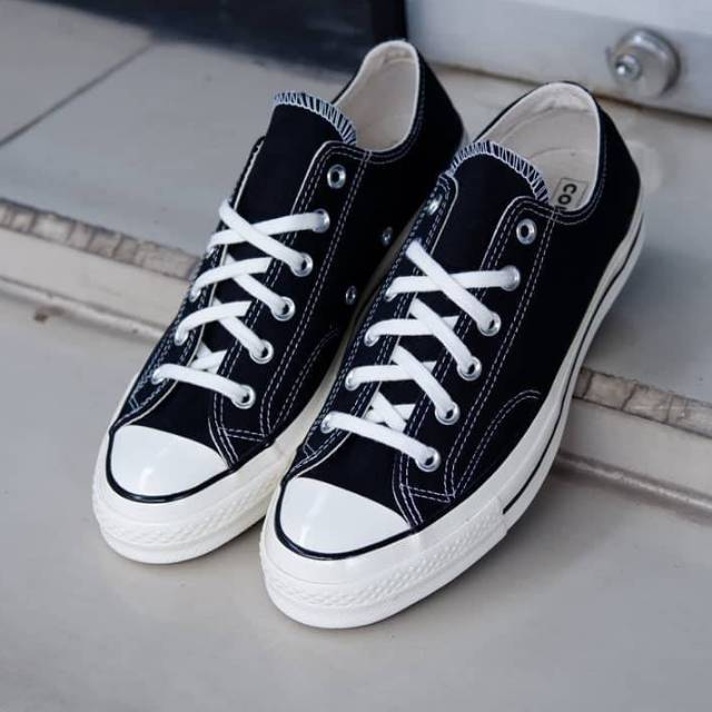 Rickyoyaa's tweet photo. Saya menjual PREMIUM Conv... seharga Rp175.000. Dapatkan produk ini hanya di Shopee! https://t.co/ZTRik1AdEE #ShopeeID https://t.co/3m3VdHIi88