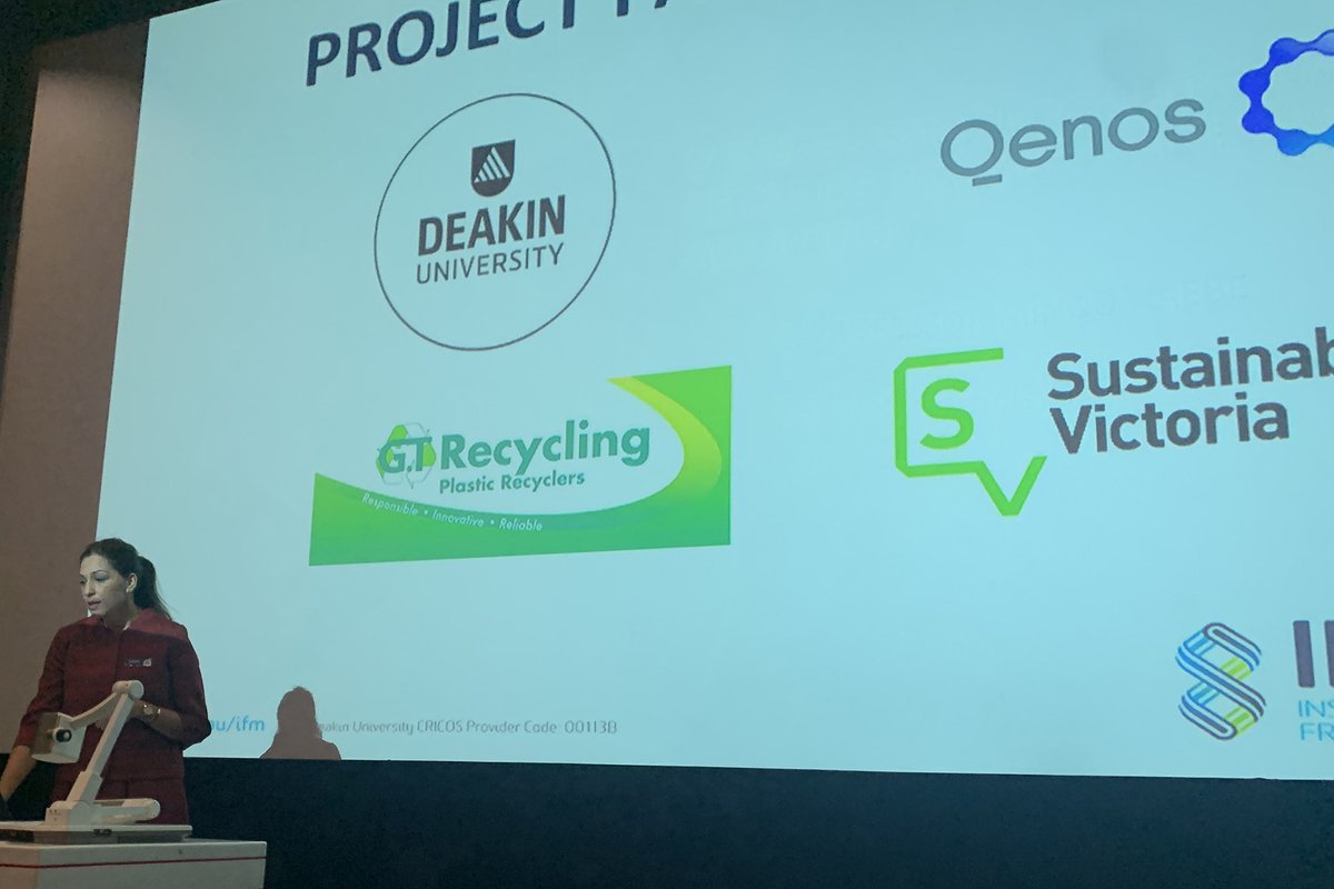 DeakinIfm's tweet photo. A/Prof Minoo Naebe talks about chemical recycling of polyethylene for high value added applications. Project with #Qenos and #GTRecycling funded by @SustainVic https://t.co/2KRC7BlxsN