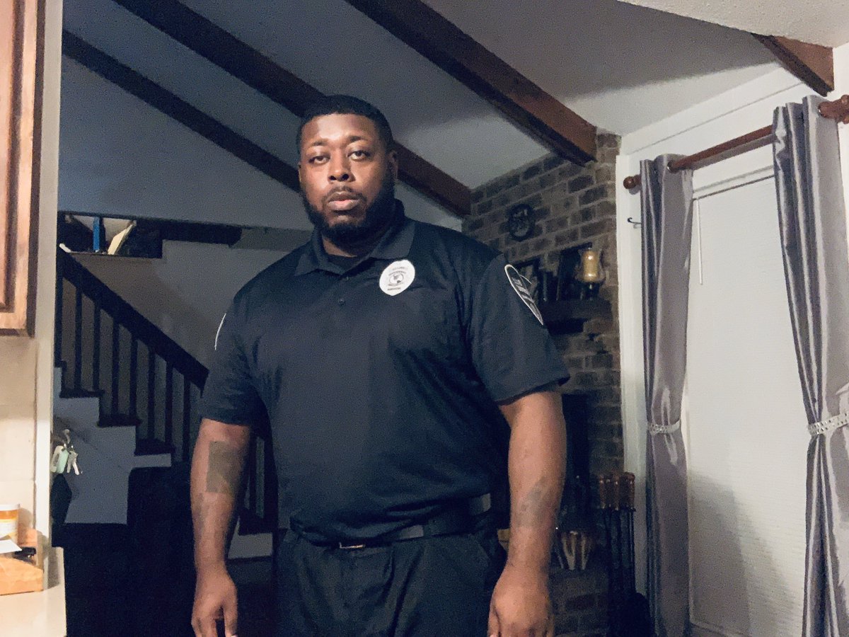BlackNerd1890's tweet photo. New company at my site, and I love the pay increase but it’s so nice to have a uniform, that’s comfortable and fits properly!!! #topflightsecurity #hahahhaha #parttime #bigcountry #gladtobeoff https://t.co/6oHqHARUCt