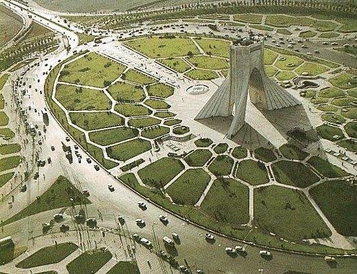 Jumping forward in time in my Iranian cultural heritage site thread to Azadi Square in Tehran with Azadi Tower. It was commissioned by Shah Pahlavi, the last Shah of Iran, to mark the the 2,500th year of the Imperial State of Iran. It was originally called Shahyad Square.