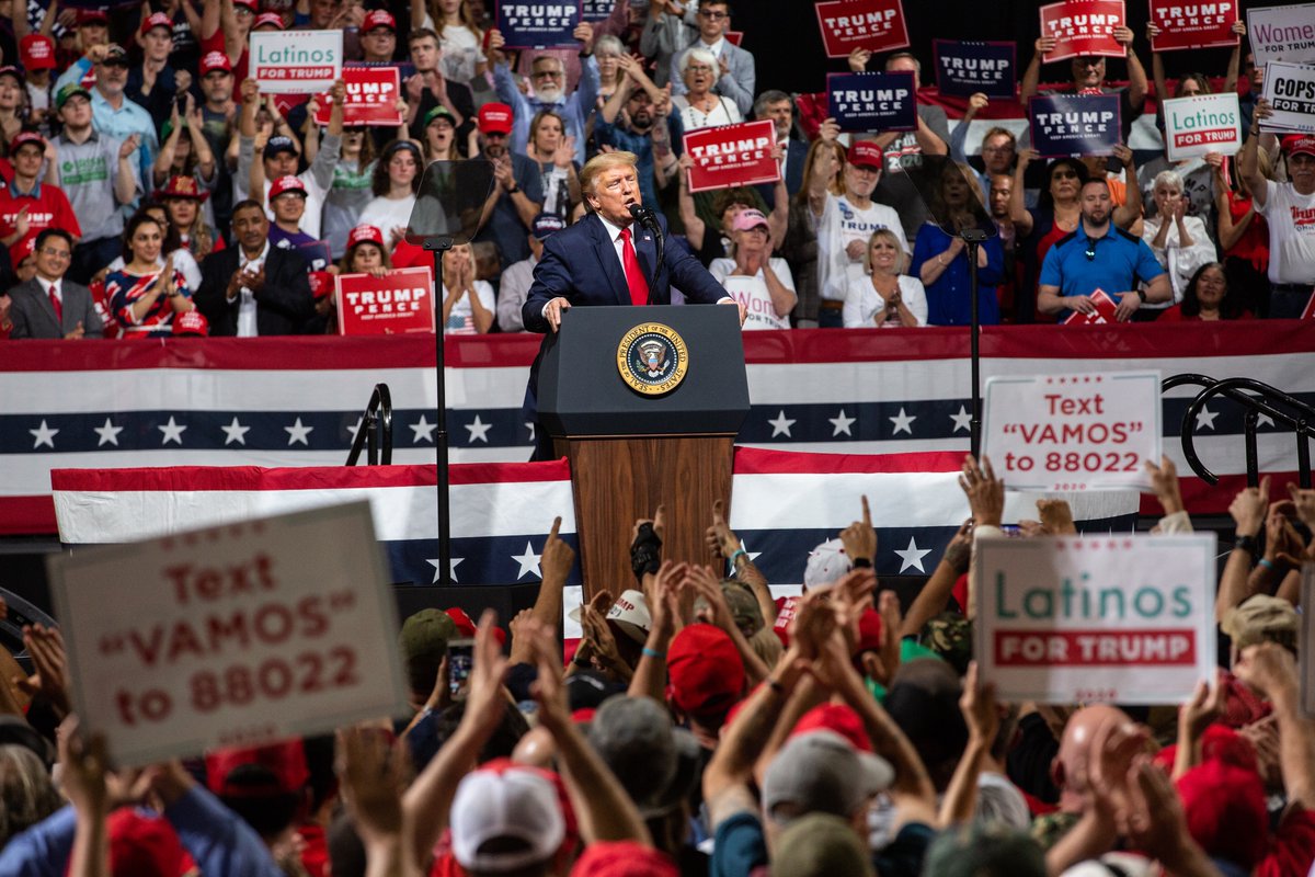 caitlin_oh's tweet image. #TrumpinAZ for @GettyImagesNews