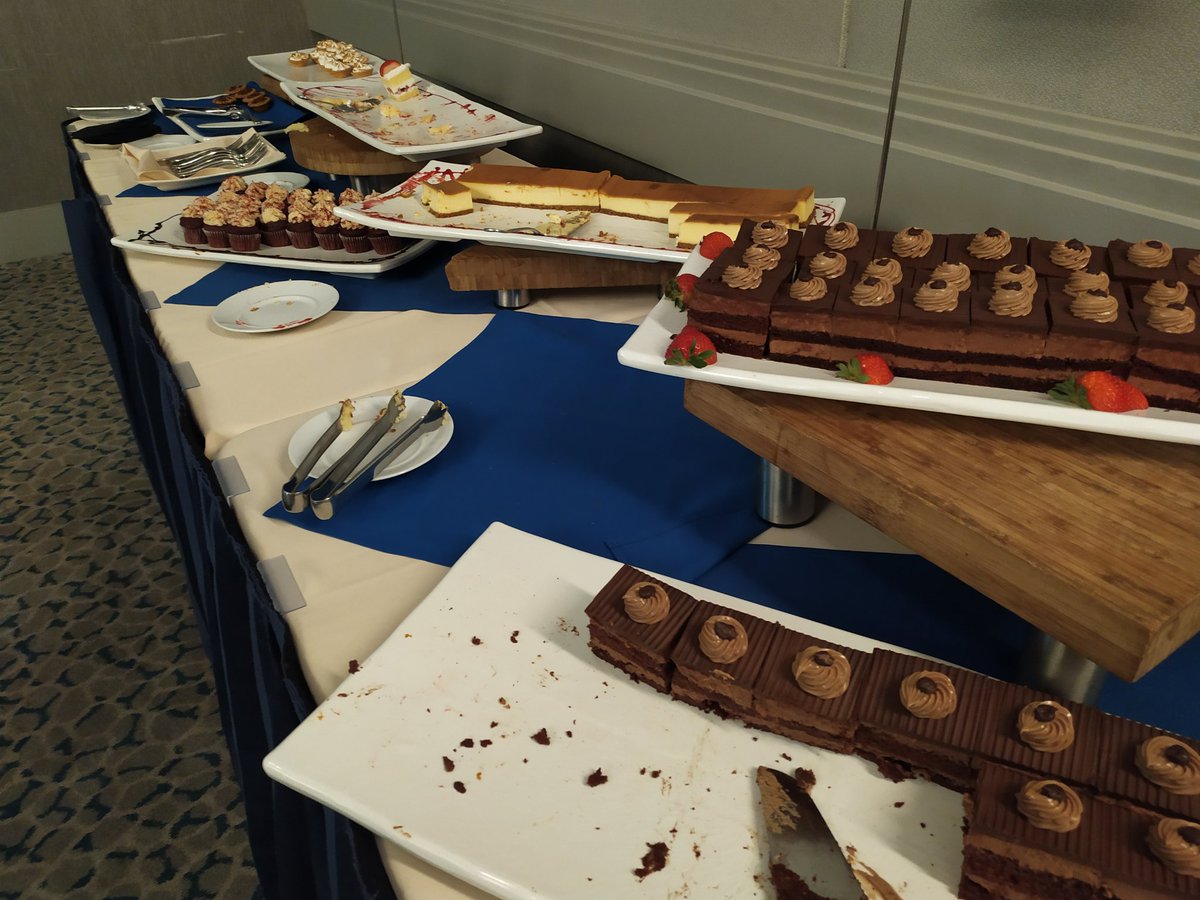 Fantastic reception for all #vmugleaders in our first #summit2020. Found some guys from other chapters and change some experience. 🔝🇧🇷😁💯

<a href="/MyVMUG/">VMware User Group</a> <a href="/vmugpr/">VMUG Paraná</a> <a href="/vmugmg/">VMUG Minas</a> <a href="/VMUGBSB/">VMUG Brasilia</a> <a href="/vmugrs/">VMUG RS</a> #vExpert #vcommunity