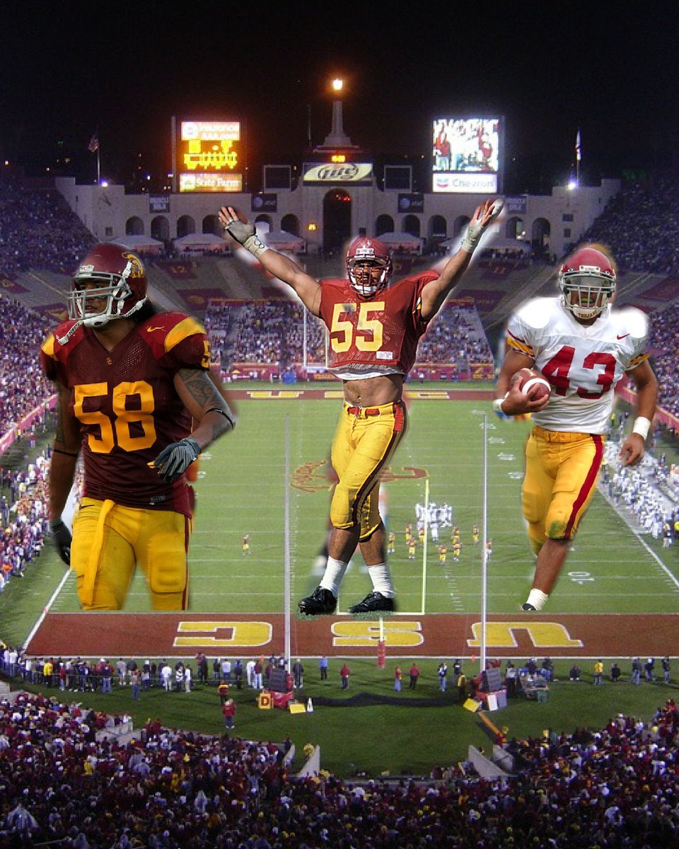 Philippians 4:13 “I can do all things through Christ who strengthens me.” I thank the Lord for the many blessings he has in store for me I am excited to say that USC offered me, faafetai Iesu mo ou faamanuiaga go trojans🔴🟡 #SamoamuamuaLeAtua <a href="/Coach_Sooto/">Vic So'oto</a> <a href="/uscfootball/">USC Trojans Football</a>