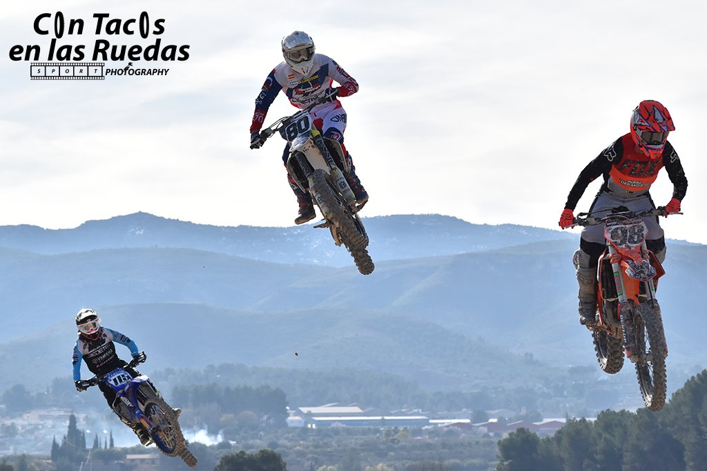 cTelR's tweet photo. Imagenes del MX de Albaida en nuestra WEB https://t.co/kGd2hTN8hq

#ConTacosenlasRuedas #mxrfme #mxfcmm #mx #Motocross  #CTR https://t.co/StkckYMudy