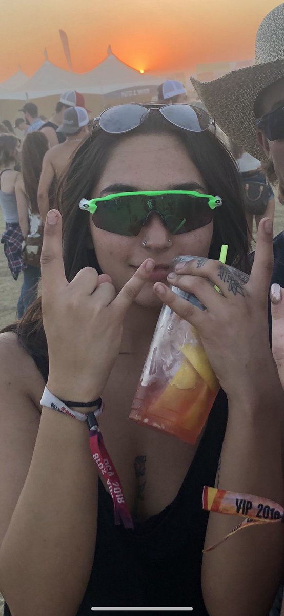 devon_drift's tweet photo. @Britt_Sewell @deeestineyy @sophia_berg https://t.co/yi2VRIJrM7