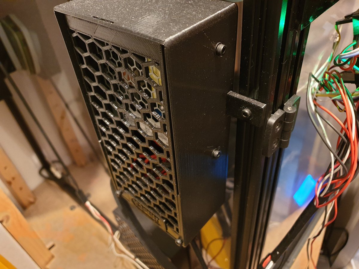 pcpointer's tweet image. 3d printer enclosure - fan control  prototype 
#3dprint #pcpointer #3ddruck #zaribo #prusa3d