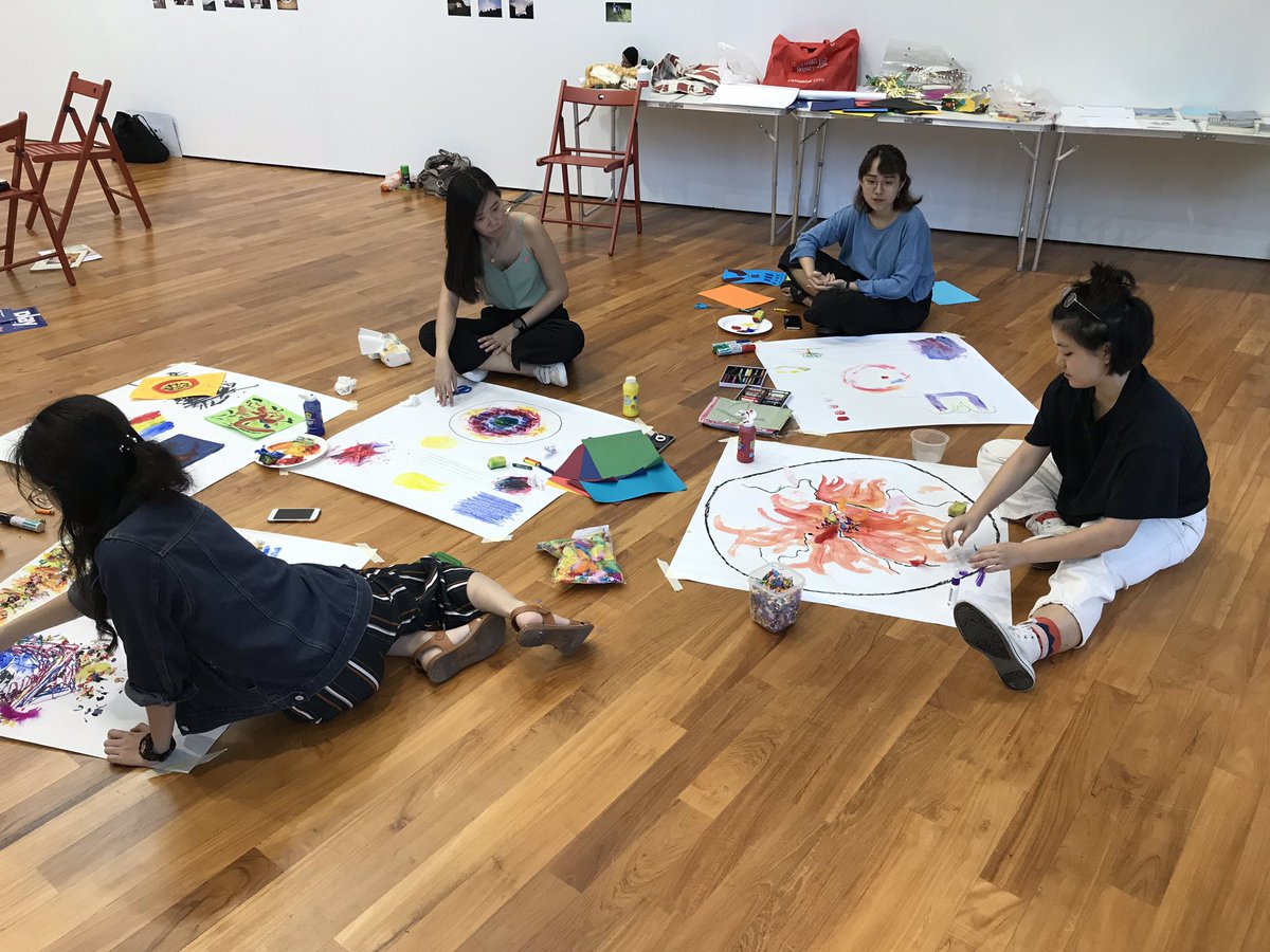 CreateCatt's tweet photo. “Why art, play and creativity matter” -explorative workshop at ADM here at NTU, great to be introducing art students to the processes of play and art therapy and reiterating the importance of creativity and play. #playmatters #createcatt https://t.co/lKwENfMmSC
