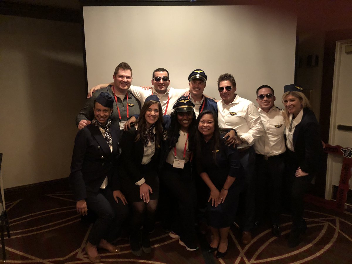 Kat_atCVS6710's tweet photo. #67wolfpack at the #greatd8 breakout dinner #soaringtonewheights2020 #webelieve https://t.co/VS33EUHnQV