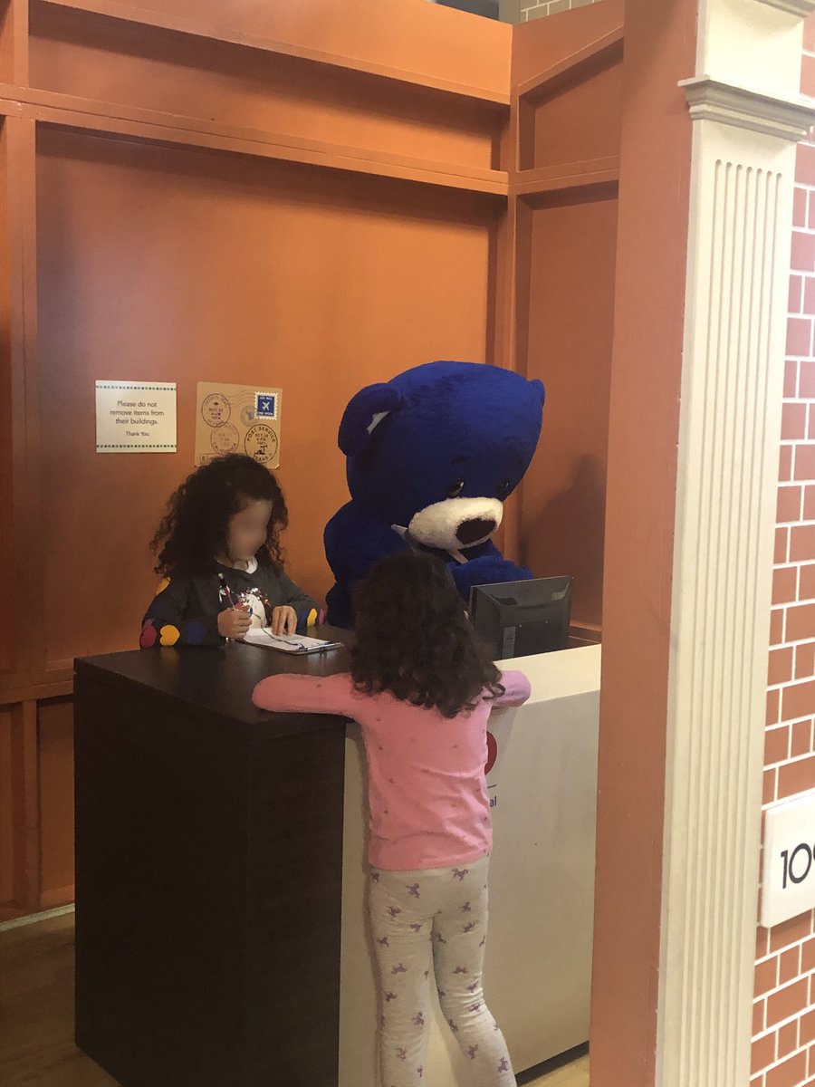 Team <a href="/BMOovalbranch/">BMO Oval Branch</a> of #VWRMarket was at The World of Kidtropolis in Richmond, fun for the kids and RESP info for parents. We are here to help you get ready for the future education <a href="/liumeng321/">Mandy</a> <a href="/LucyChe26480241/">Lucy Chen</a> @BrazinhaIlda