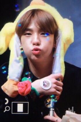「 day 50/366 」　　　↳  #스트레이키즈  #황현진HE HE IM SO WHIPPED HE HE anyways everyone look at the cutest pouty boy i love you so much hyunjin i hope you’re resting well today ^3^