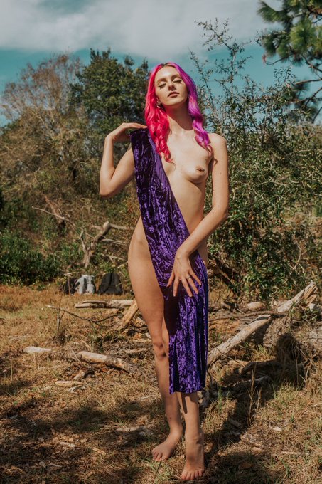 Magenta bliss https://t.co/HE4AmcszpY<a href="/tag/newprofilepic"class="tags"><span>#newprofilepic</span></a>