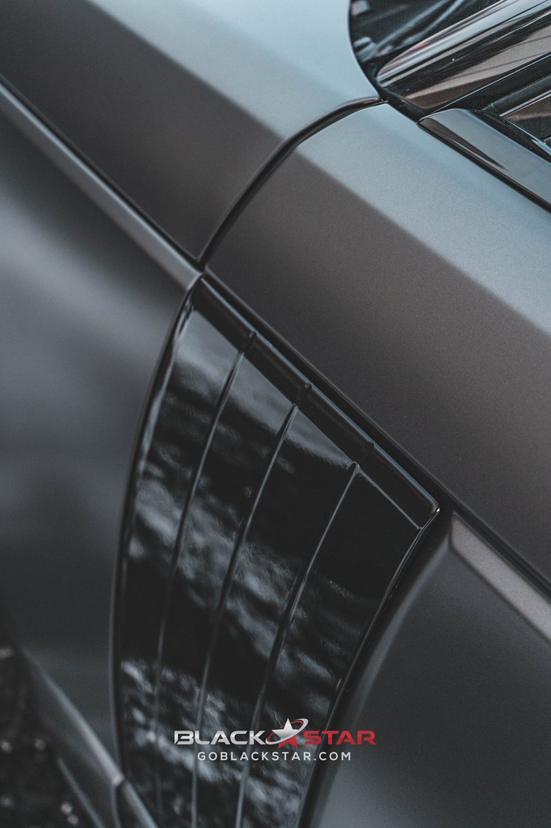 capturedbyankit's tweet photo. My vehicle shots are takin over 💪🏾
This wrap looks sexy af #rangerover #luxurylifestyle https://t.co/oLWrBMFMDA