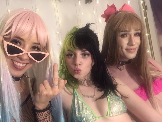 We&rsquo;re hopping on webcam now! Come join us (; https://t.co/C0WsxVAIaf https://t.co/wEAbVs2FYM
