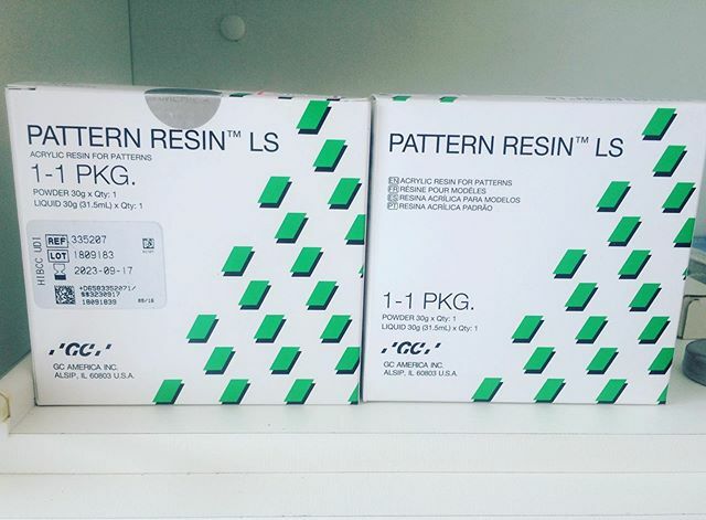 DentalBox_'s tweet image. Bom dia temos Resina Acrílica Pattern 📦🦷.
WhatsApp: (85)981809804
Telefone: (85)32531010
#dentalbox #dentalboxconceito #odontologia #dental #materialodontologico #materialodontológico #vendas #vendaspelowhatsapp #endodontia #ortodontia #cirurgia #dentistica #dentística #prot…