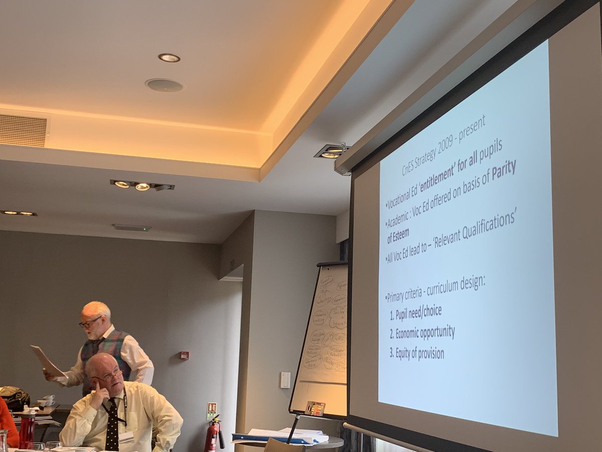 MacleodDonald's tweet photo. Next session at #ESSMC20 sees our DYW officer, Iain Stewart, update us on local labour market intelligence, economic priorities and the need for our curriculum offer to continue to articulate with this. #DYW #employability #vocational #pathways #economy https://t.co/Lg8sz1EIQN