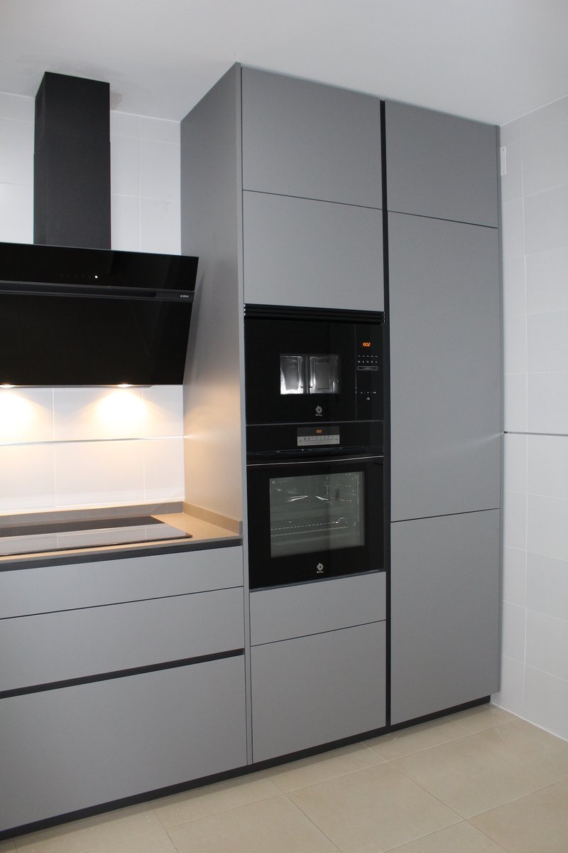 Balay 3CH5656A0 Gris Antracita Cristal Horno 5 funciones