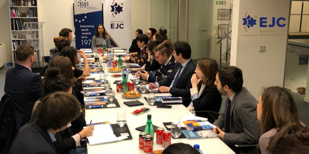 eurojewcong's tweet photo. The EJC met today with a delegation of young leaders from the @EUJS as part of the 2020 EUJS EU Activism Seminar. #ejc #eujs https://t.co/EN4PP4HUbn