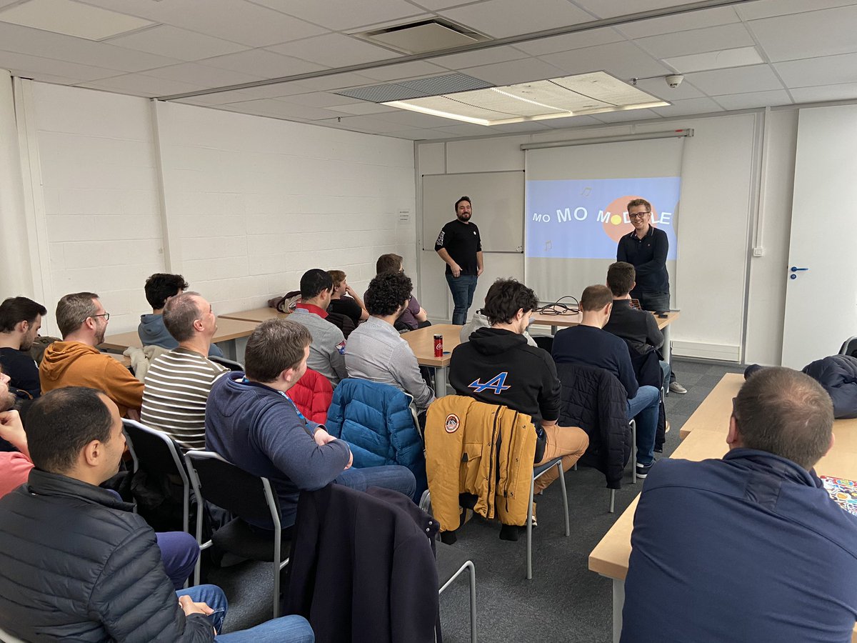 lauthieb's tweet image. C’est parti pour le BBL #DecathlonTech sur les Modules dans l’écosystème @nodejs
#commonjs #esm #asm #umd