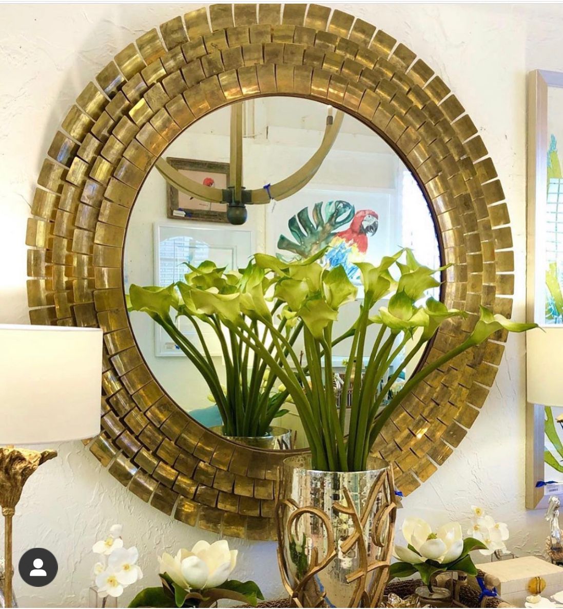 SarreidLTD's tweet photo. Snow in the forecast today in N.C. but our Mistral Mirror is reflecting Spring!
📷 @excentricities
#sarreidstyle #mirror #roundmirror #excentricities #livingroom #diningroom #bedroom #bathroom #interiordesign #design https://t.co/2oW2LznexZ