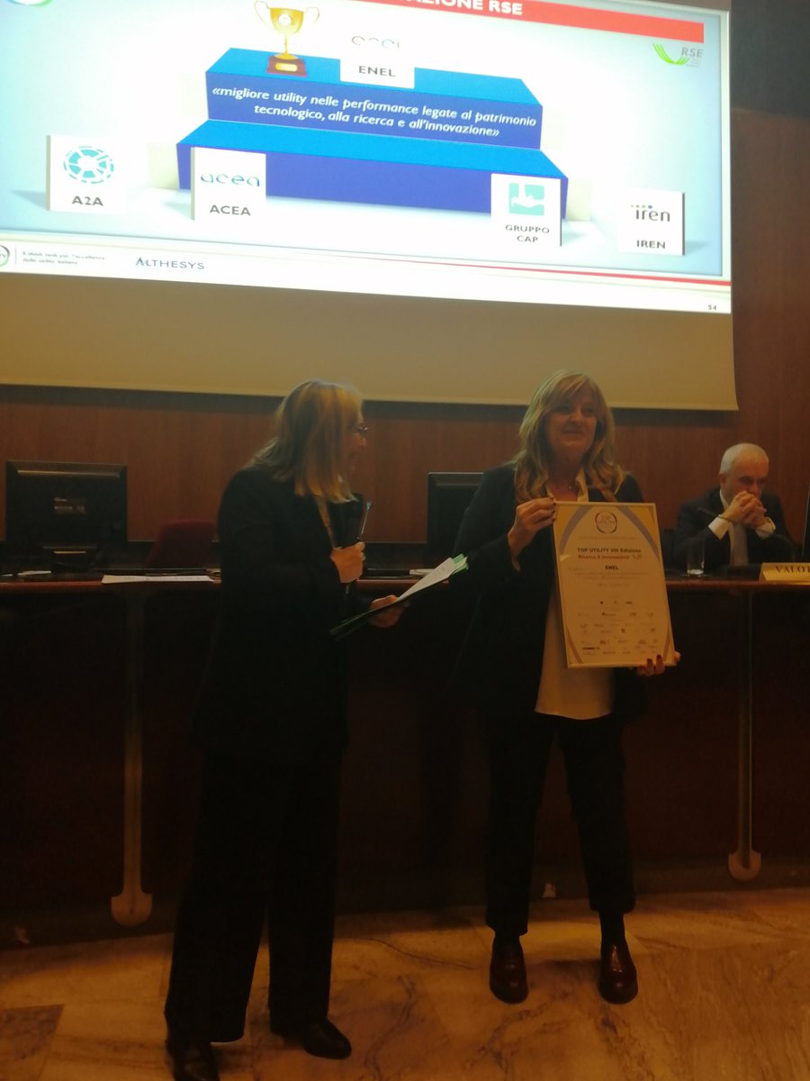 althesys's tweet photo. #Toputility2020 vince il premio Rse ricerca & innovazione Enel @althesys @UTILITALIA @EnelGroupIT @RSEnergetico https://t.co/k2ezER8Ppv