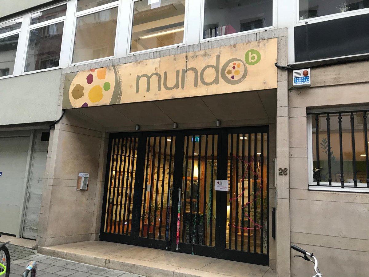 KdriuKft's tweet photo. While Csaba is attending a #meeting in #Belgrade🇷🇸 as part of our #InnoSchool project, Gabi and Ákos are discussing with #2Lifes partners in #Brussels🇧🇪. What a busy and exciting week!📅 #reuse #workshop @2LIFES_EU https://t.co/RrM7cm5bnK