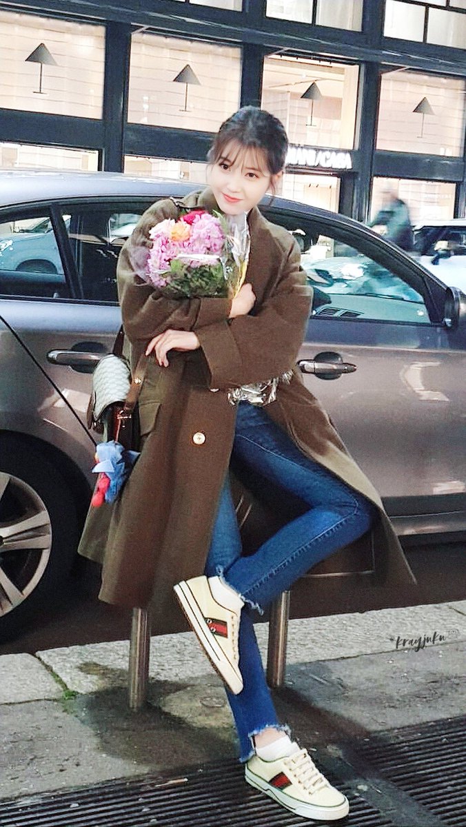 krayjuku's tweet photo. เหมือนกำลังดูรูปที่ไปเที่ยวกับแฟน..
#GirlfriendCollection #พี่ลี่คนเท่
#ลิลี่จีอึน #아이유 #IU #ไอยู https://t.co/I7RWfUGNSt