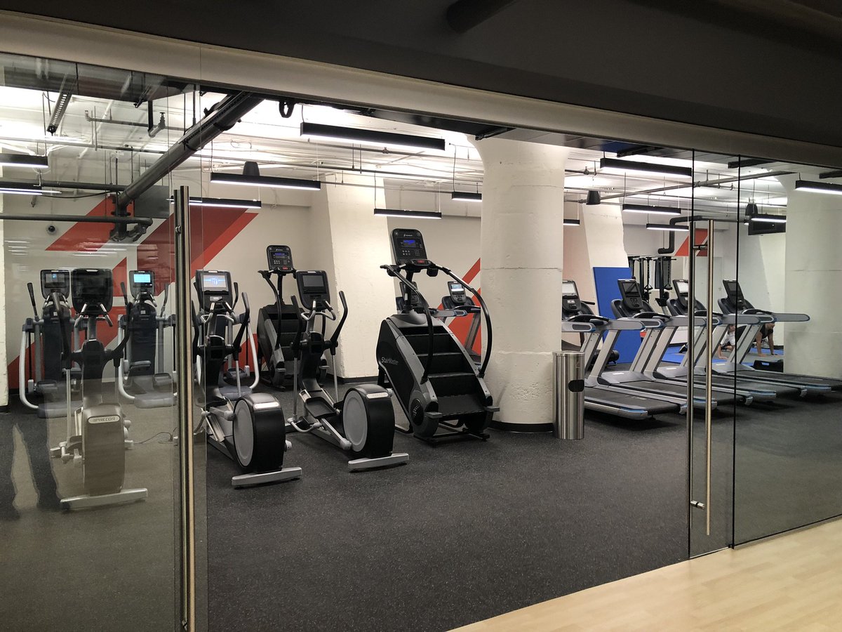 push_pedal_pull's tweet photo. P3 Fitness Expert Cory McBride worked with City Center Real Estate to put together this stunning facility for Tractorworks in Minneapolis. His inclusion of Precor cardio and strength as well as multiple flooring solutions took this space to the next level! #p3install #precor https://t.co/kZov2deF6D