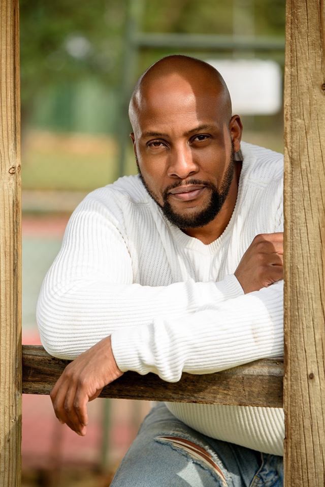 BronwenKerry's tweet photo. Tune into @vowfm today at 4pm - @ZanoUrban who is playing the role of Mister in The Color Purple at @joburgtheatre will be chatting about the third season of this Naledi Award Winning show! #ColorPurpleSA https://t.co/Y11RPRdiGx