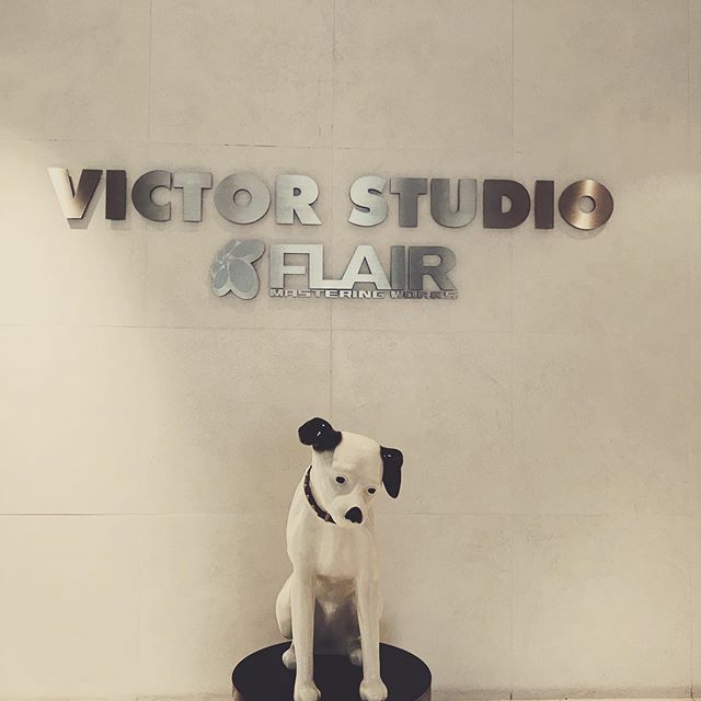 victorstudioeng's tweet photo. ビクタースタジオ所属のレコーディングエンジニア達がアカウント開設しました。
お楽しみに(*´ω`*)
#victorstudio
#ビクタースタジオ
#recordingengineer
#レコーディングエンジニア https://t.co/i2rCYRmJ9L https://t.co/JS0aZCWS9R
