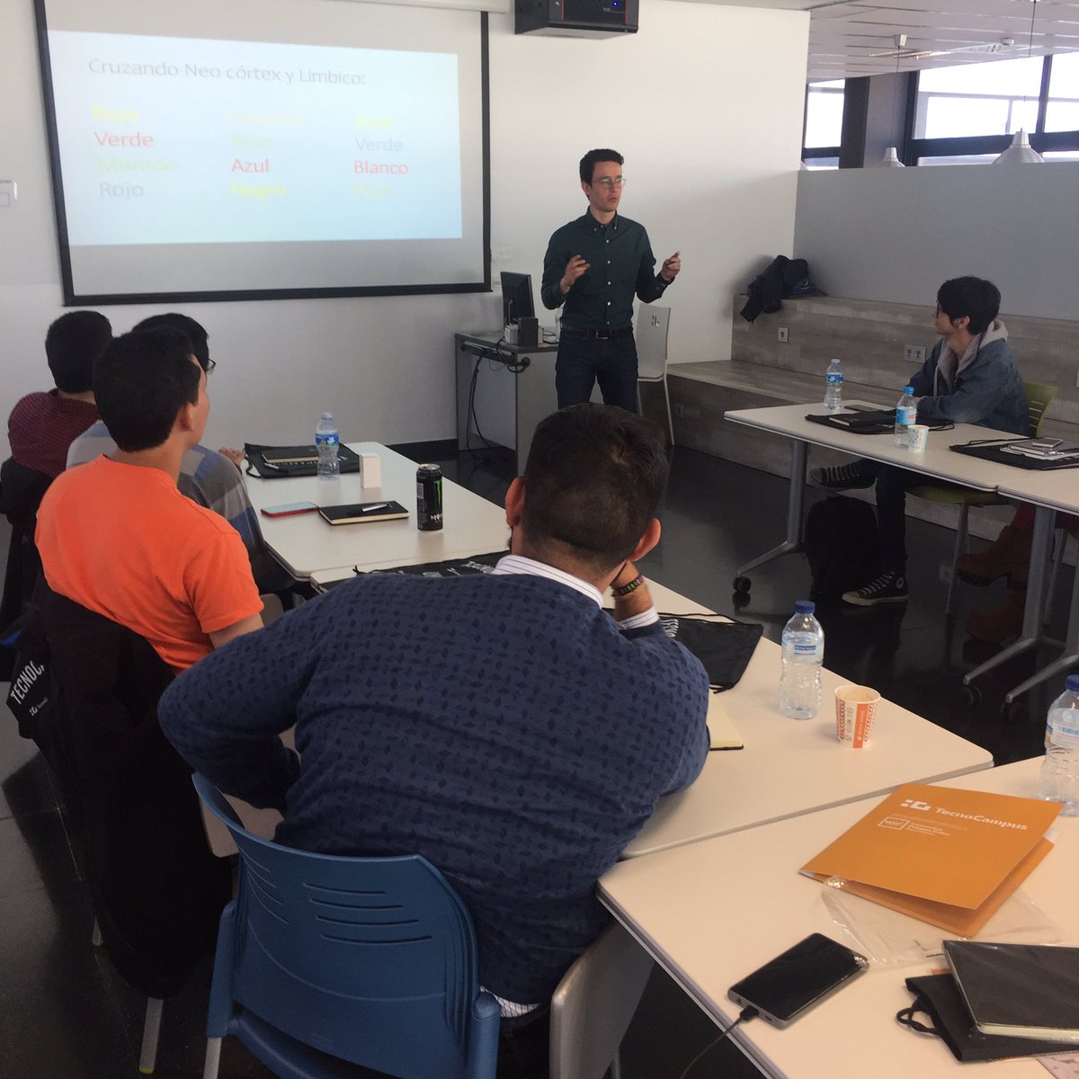 lferndzr's tweet photo. Prmera sesión en @TecnoCampus de nuestro programa de emprendimiento digital para @INACAPCentro #shortprograms https://t.co/ZolGyA0gA5