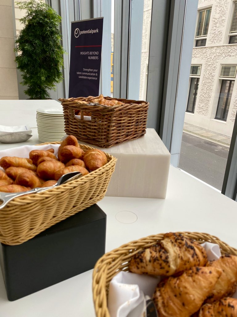 Frühstück ist übrigens auch schon fertig ... #talentcommsummit