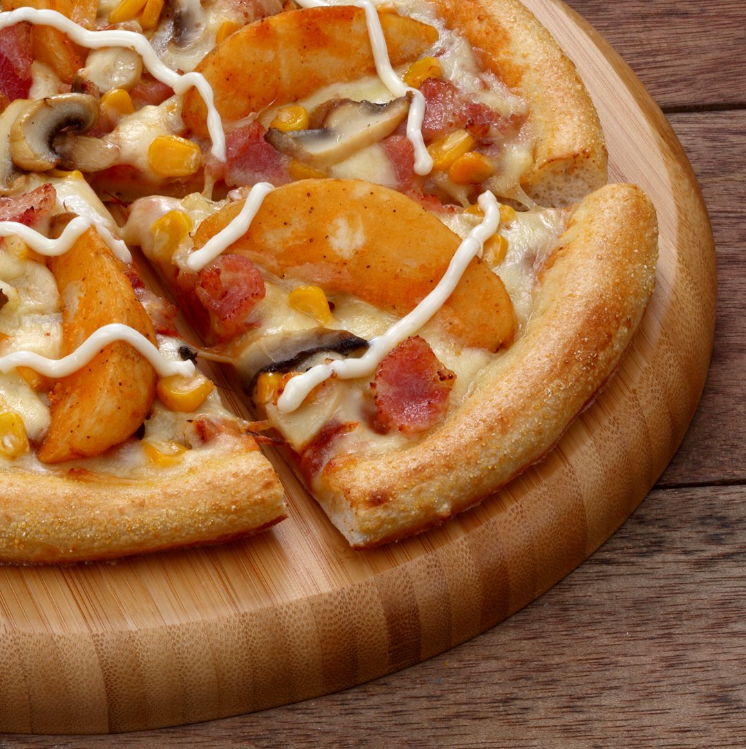dominosph's tweet photo. We don't know who needs to see this, but no Pizza has this range of #delightful flavors. ๐๐
Order now at https://t.co/nrWZHg7qtI or call us at 8997-3030! #DominosPH https://t.co/OBykswVm8h