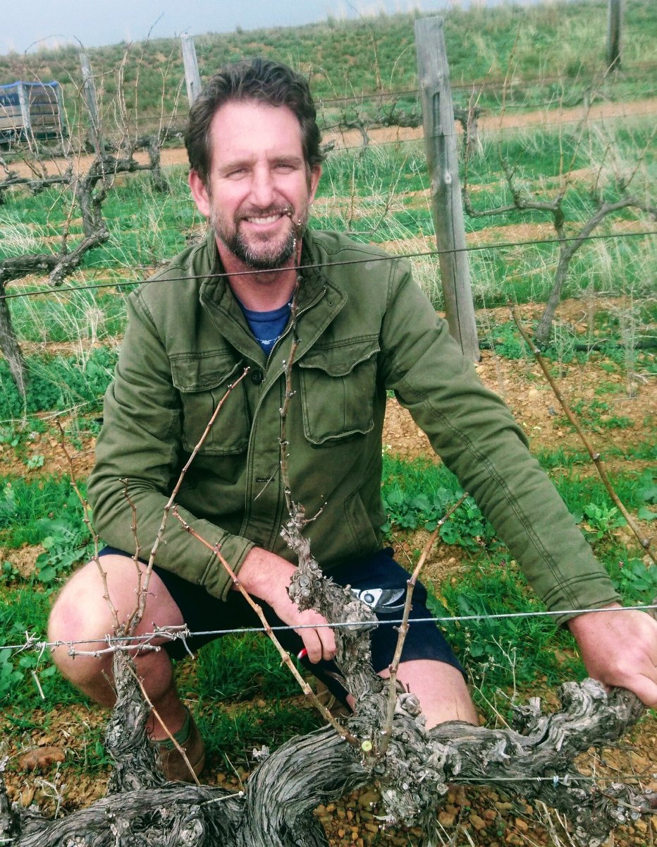 Beauwine's tweet photo. Fun Facts about our winemaker Sebastian.. 
- His middle name is Trevor 
- He is known as the 'Chenin Dude'
- He rides a kneeboard
- He has an awesome wife and 3 children 
- He sneezes when he eats gum
#beaumontfamilywines #winemaker #funfacts https://t.co/jNgxLuMRzX