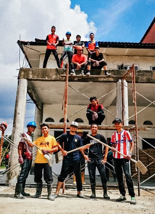 pepiasampang's tweet photo. "Terharu &amp; bangga!" - 2 perkataan yang kami ungkapkan bila melihat kesungguhan alumni PMGS20 untuk jayakan Plan of Action mereka. Semoga jiwa-jiwa ini terus teguh dalam mendidik diri menjadi Generasi Penerus Harapan Ummah. 

Mission accomplished! 💪🏻

#PEPIAS
#GPHU
#PMGS2020 https://t.co/ghFcQrI17f