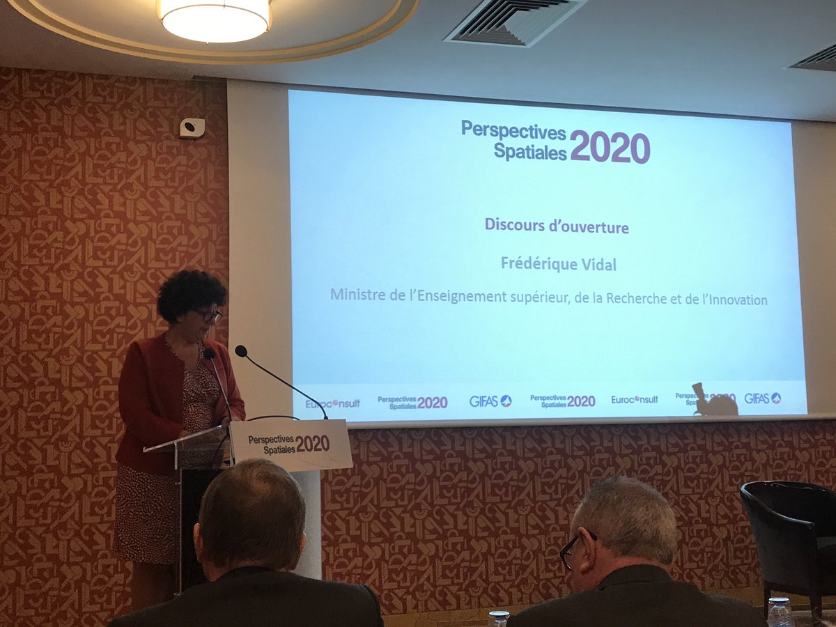NathalieTinjod's tweet photo. @VidalFrederique revient sur l’effort financier 🇫🇷 au sein de @esa #space19+
S’organiser pour assurer le succès collectif, la complémentarité pour relever le défi de la compétitivité. Concentrer efforts sur éléments critiques
#PerspectivesSpatiales #espace https://t.co/qhzDzlNTJc