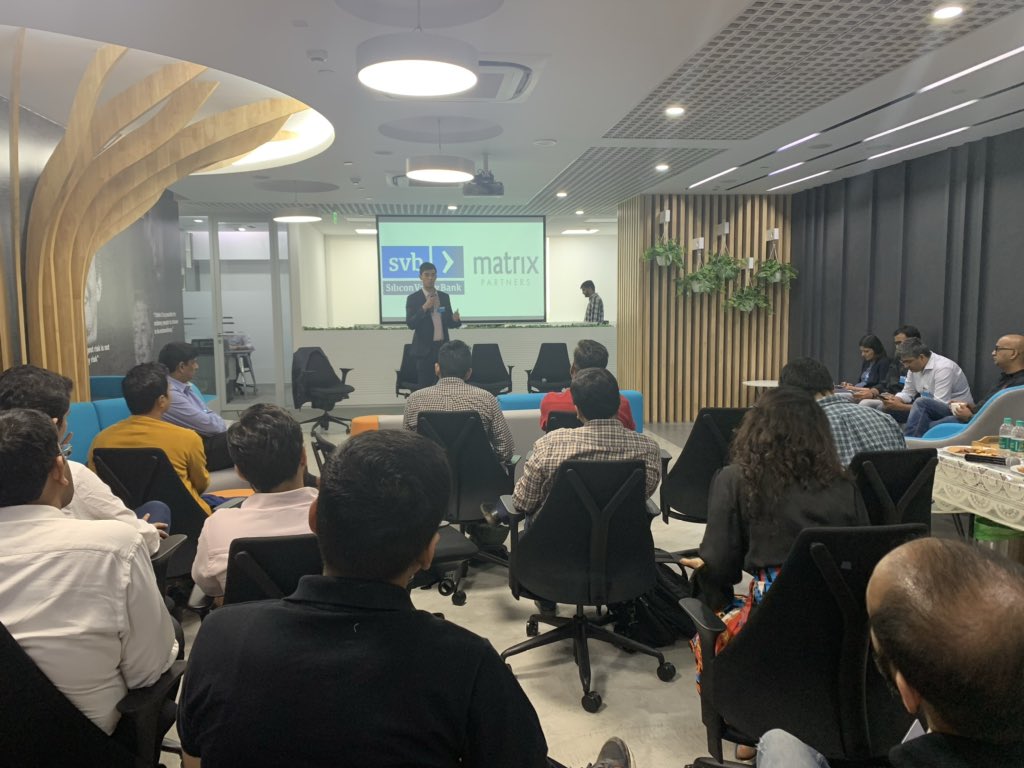 Raphael Correa tweet media