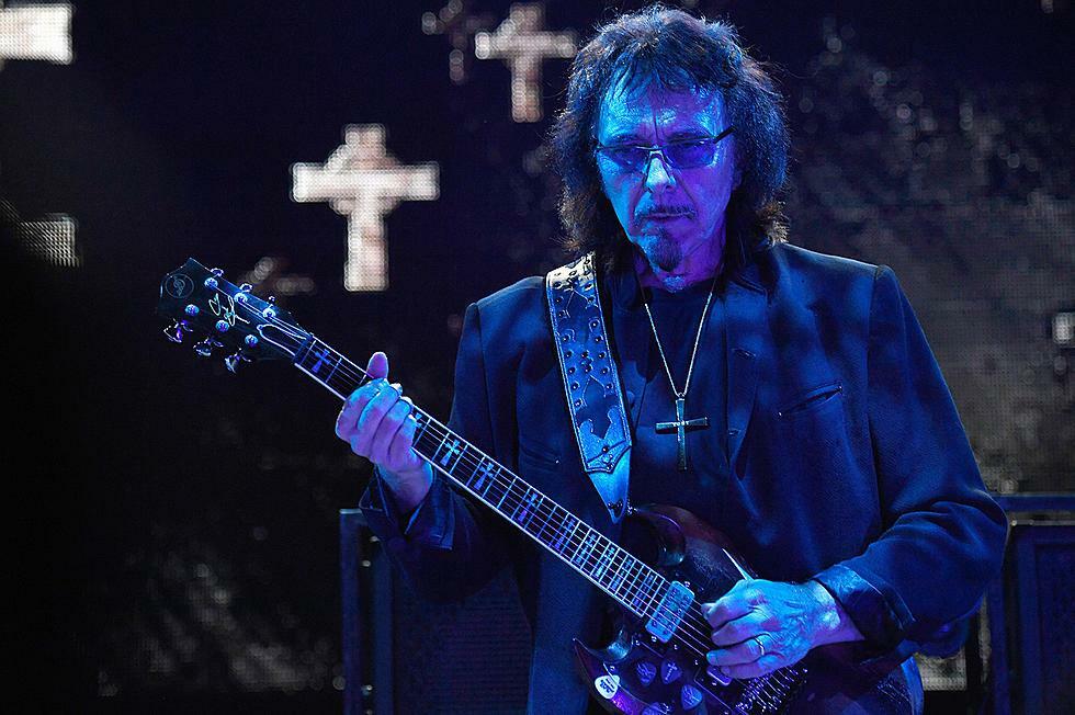 Happy 72cnd birthday to our god, Tony Iommi! - 