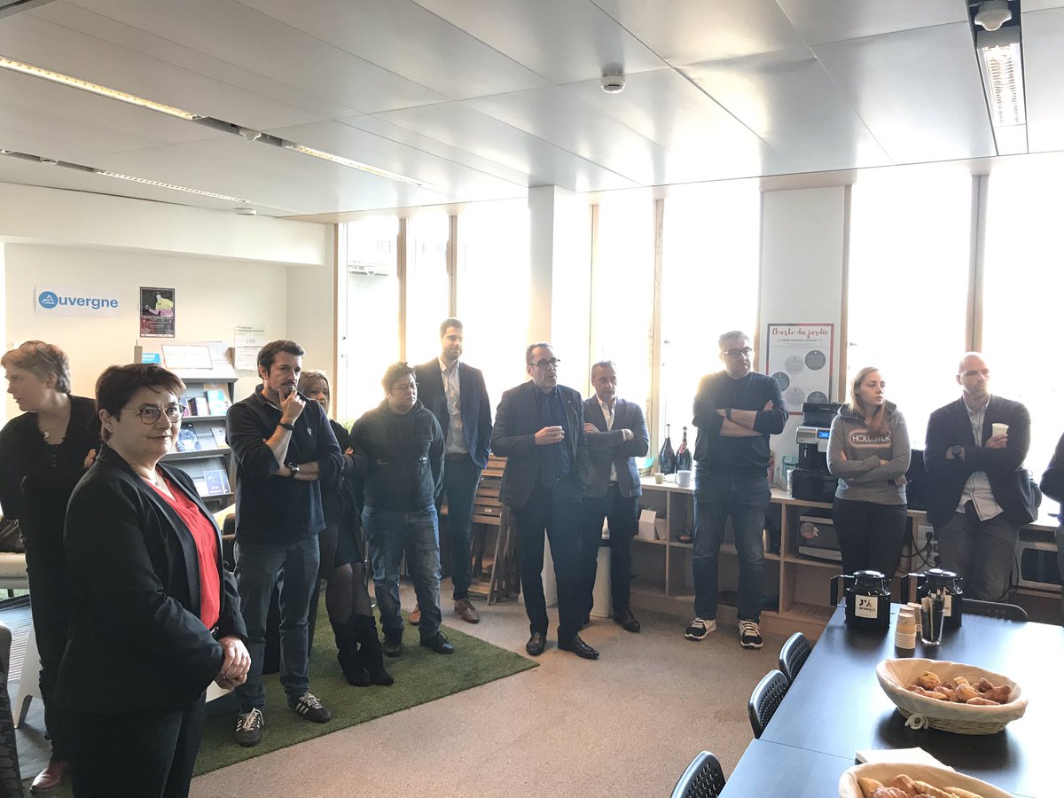 ClementPosada's tweet photo. Ce matin, on accueille les startups qui rentrent dans le programme #IndustrieDuFutur avec les membres de la gouvernance et les startups du @lebivouac_ 
@energiency @usitab40 #dyligence #GPCSystems https://t.co/8Wn6nEdDZU