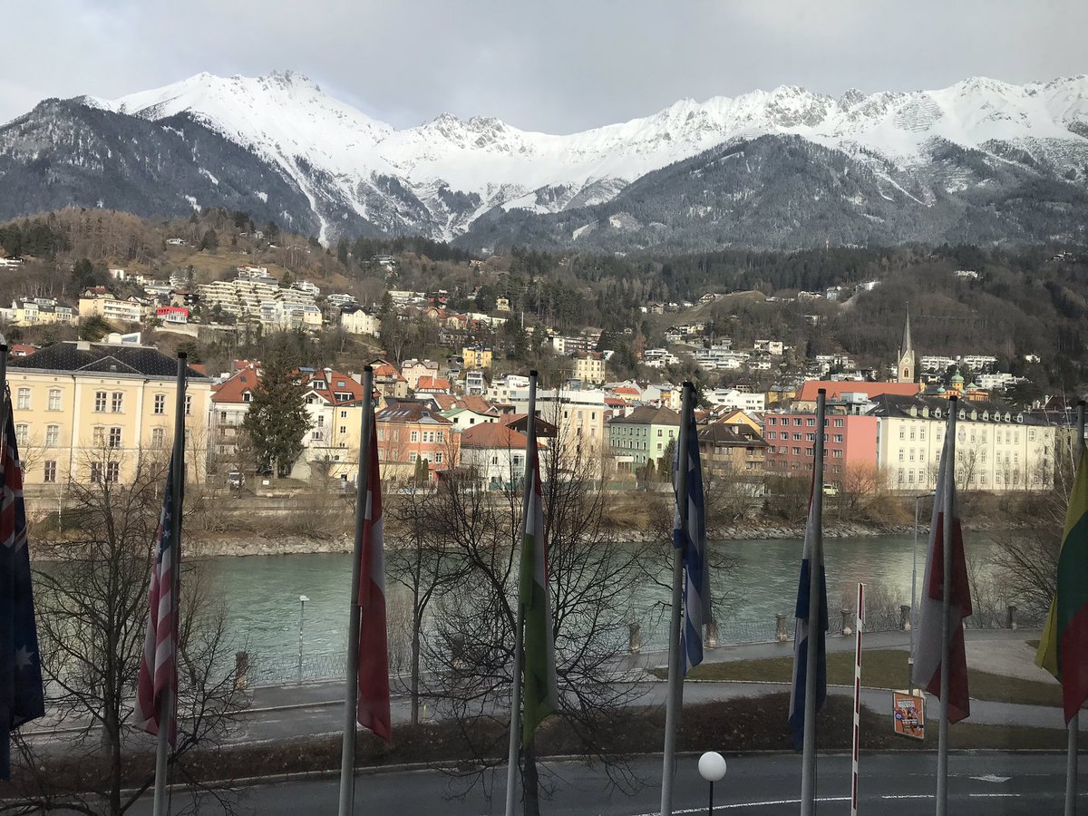 ptraluh's tweet photo. Guten Morgen aus @stadt_innsbruck Zwei Tage geht’s jetzt bei dem Domain Pulse von @atregistry um diverse Internet-Themen. Ich bin sehr gespannt auf den Blick in die Kristallkugel 🔮💻🌏 https://t.co/CSWbEKhbtI