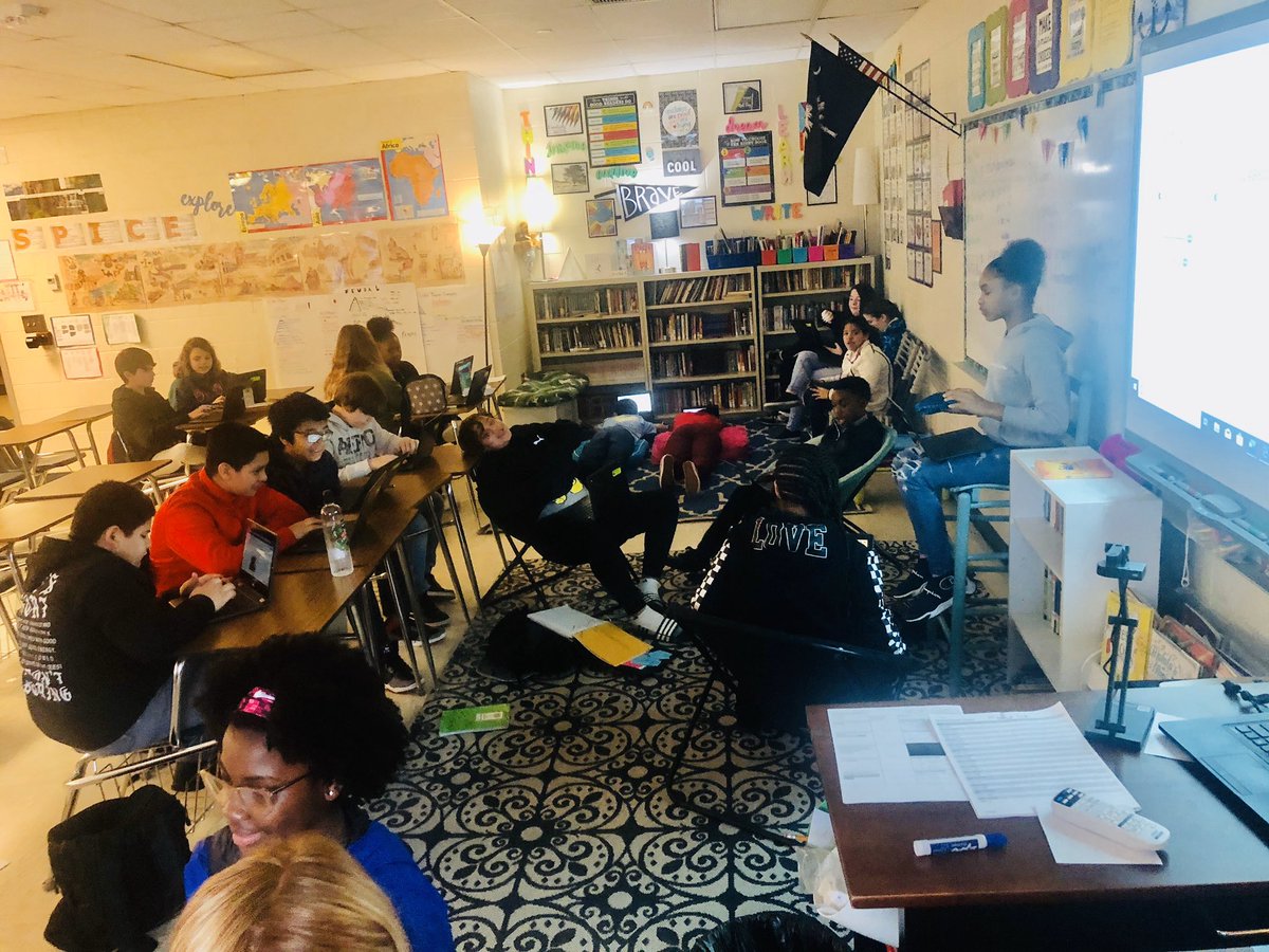 RaedeneAveritt's tweet photo. #writingworkshop in full swing as kids finalize their #fictionalnarratives! #flexibleseating and #peerconferences happening while @theClassroomQ keeps my conferences lined up so kids know when to meet with me in small group! #differentiation #nmbmchiefs #hcsmsela https://t.co/2H1RiUJAyW