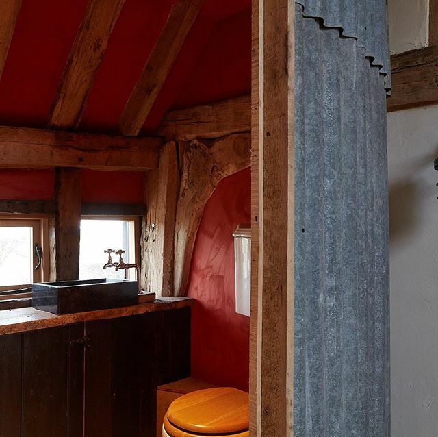 StoweBuilding tweet media