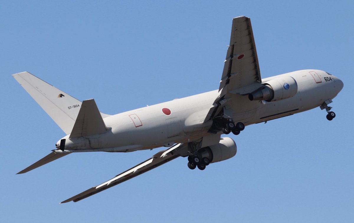 イタリア空軍🇮🇹のKC767Aが羽田に来たそうなので外観比較用に空自のKC767Jを うpしときますね

KC767J (97-3603・07-3604)