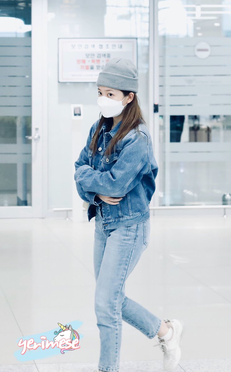 yerimese's tweet photo. 200220 청청요정림 🦄
#예리 #YeRi #RedVelvet #레드벨벳 https://t.co/snGqvgujKs